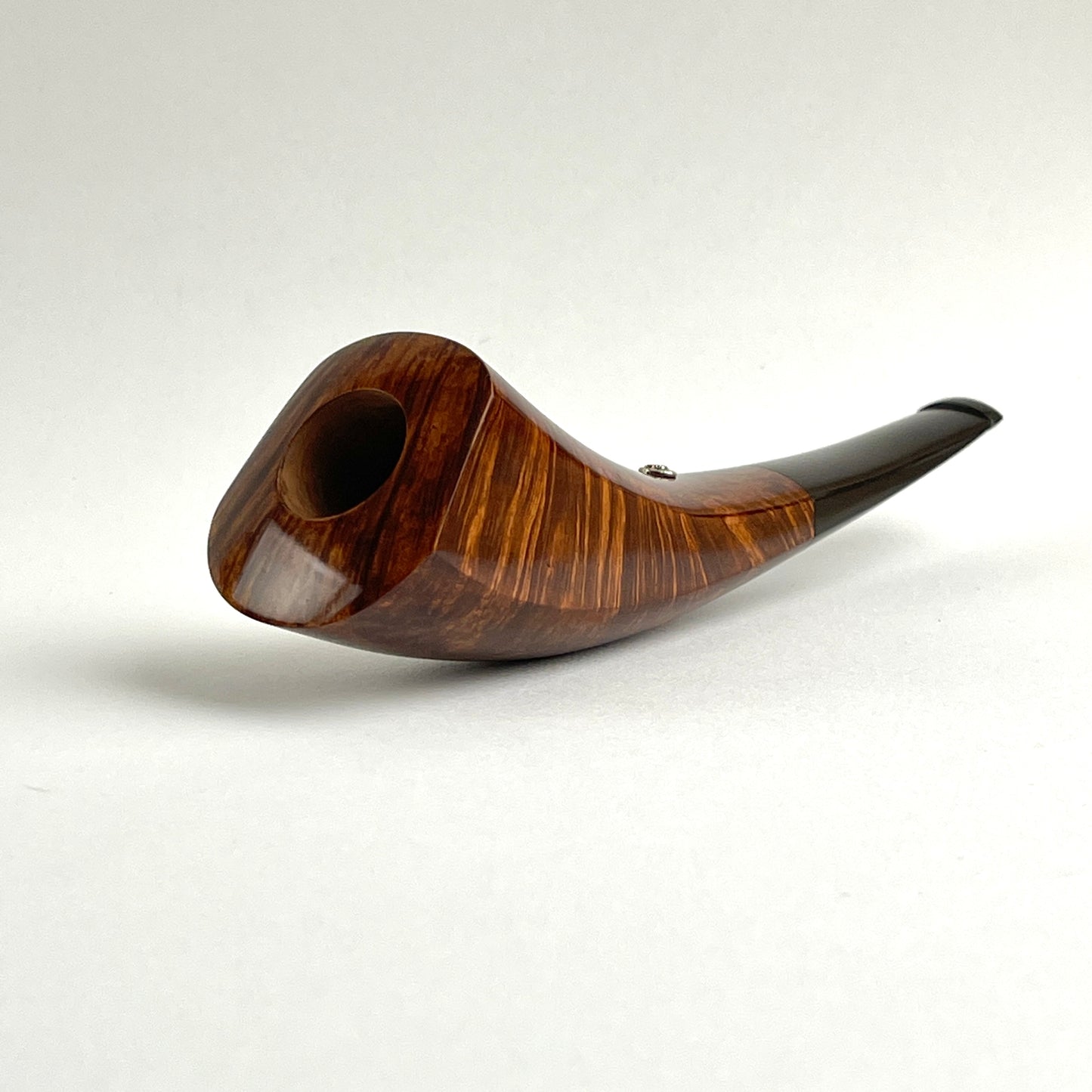 Horn Pipe smooth briar with silver logo